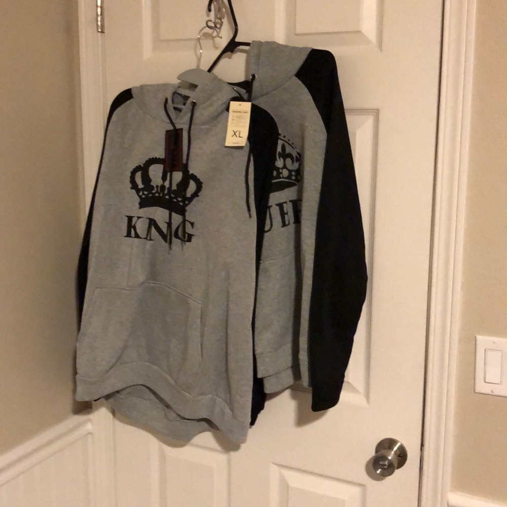 Sweat shirts